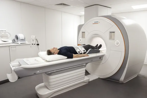 Patiënt ondergaat MRI van de prostaat